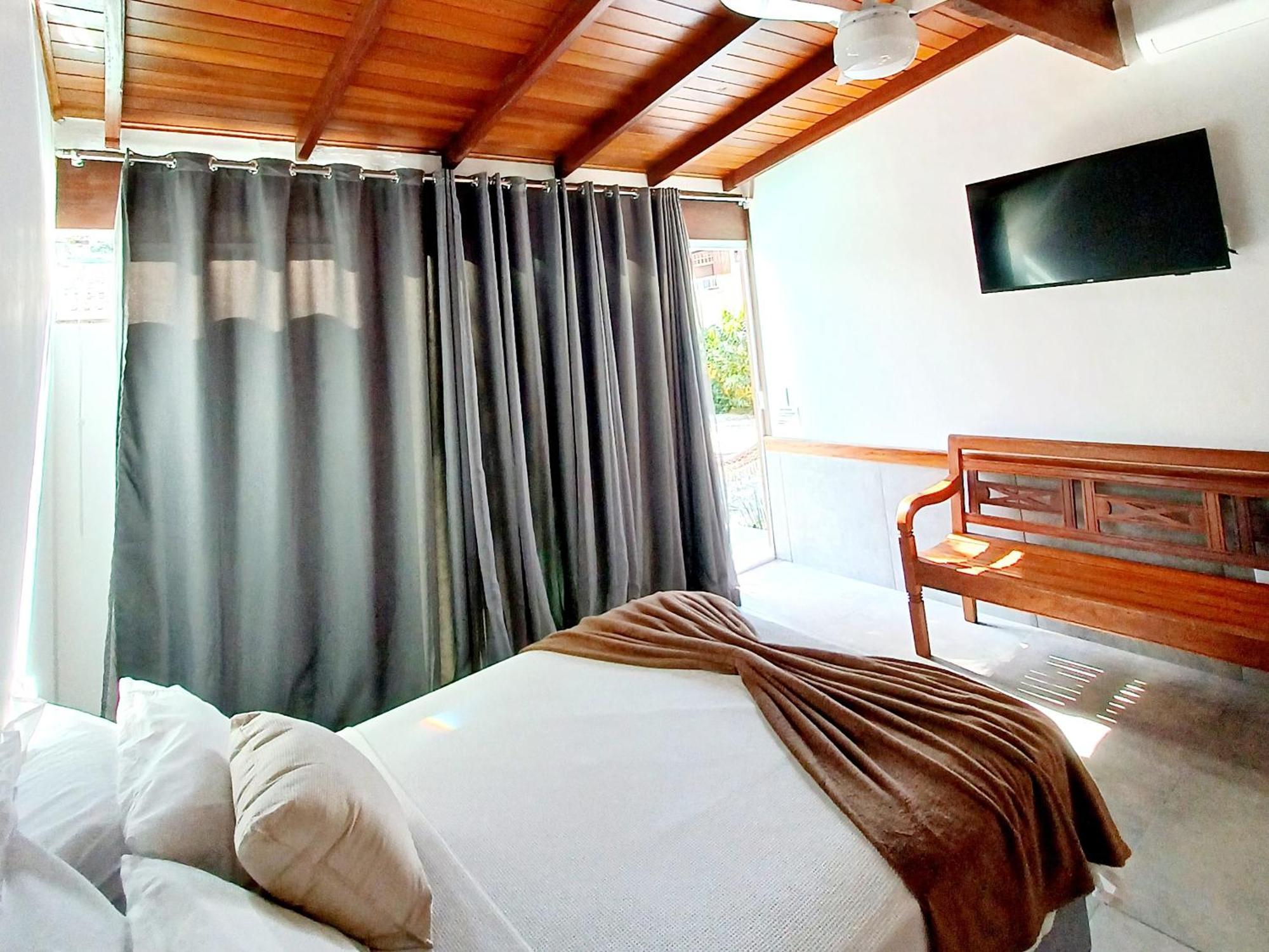 Suites Estou De Ferias Paraty Room photo